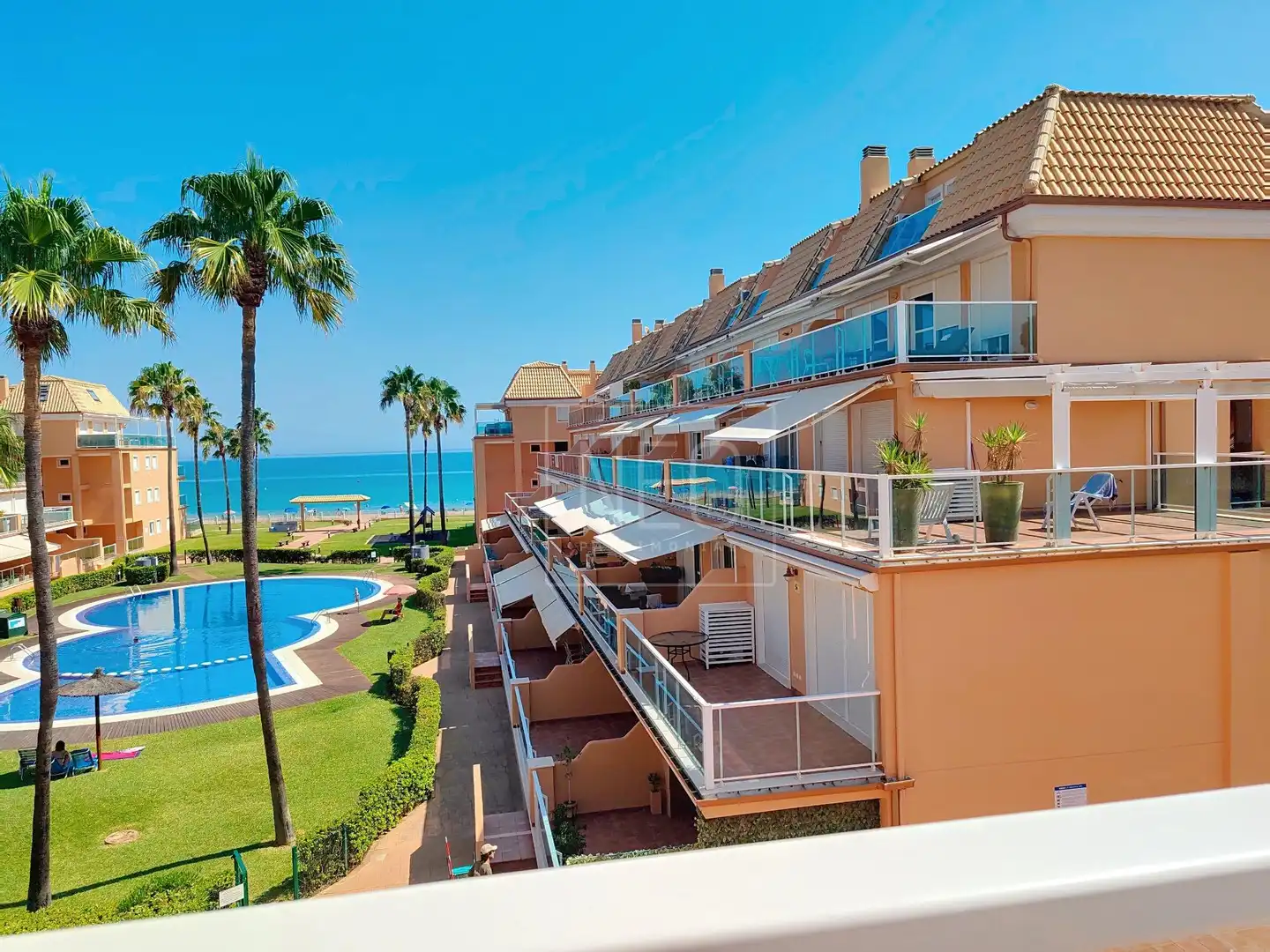 Exterior view of Flat for sale in Dénia  with Air Conditioner, Private garden and Terrace