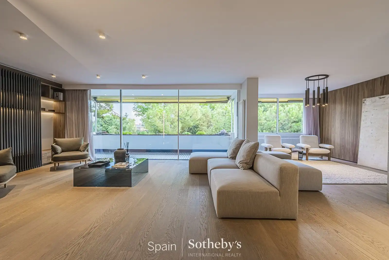Apartamento con piscina en venta en Les Corts
