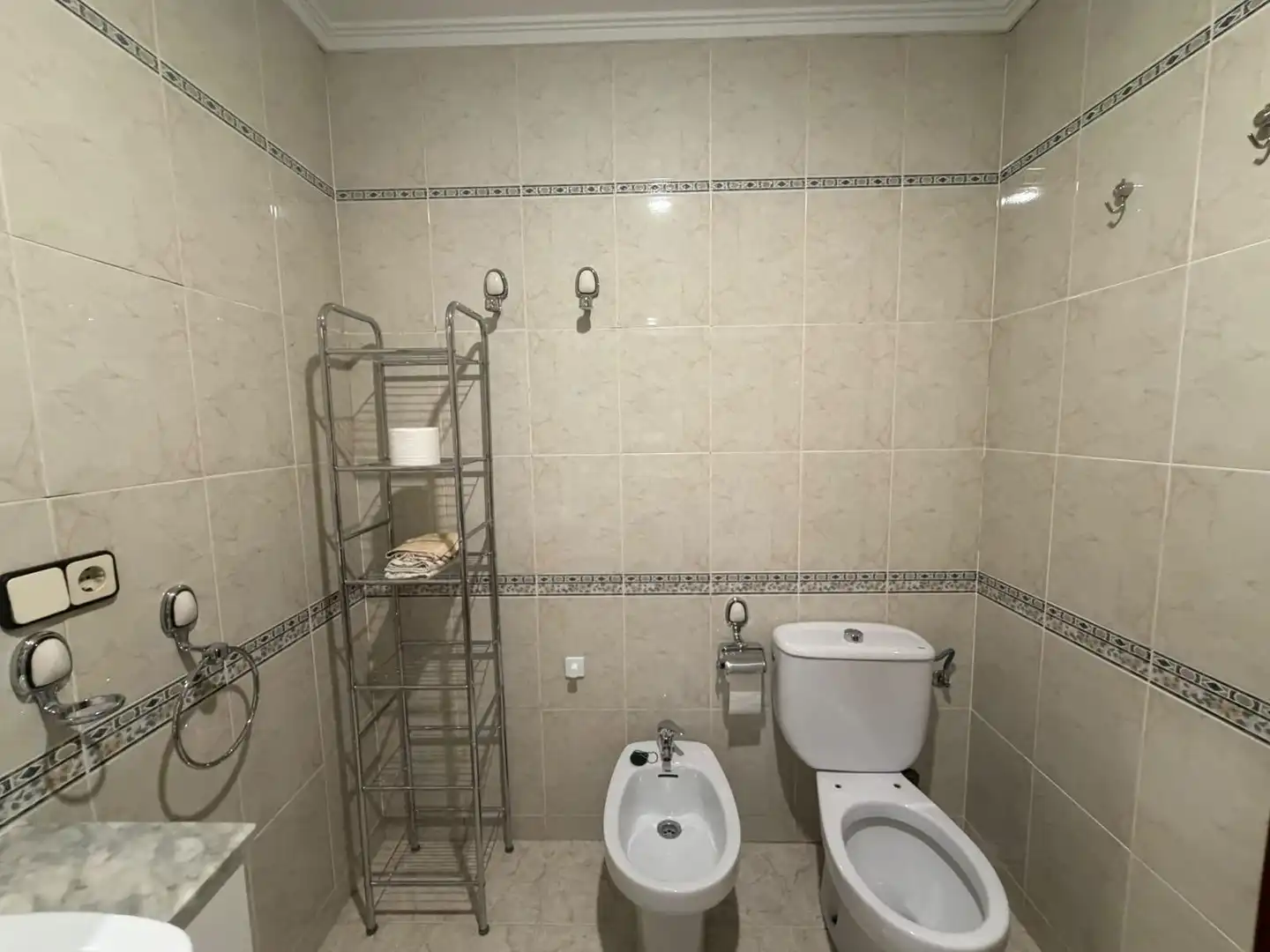 Bathroom of Houses for rent in Rafelbuñol / Rafelbunyol, Valencia