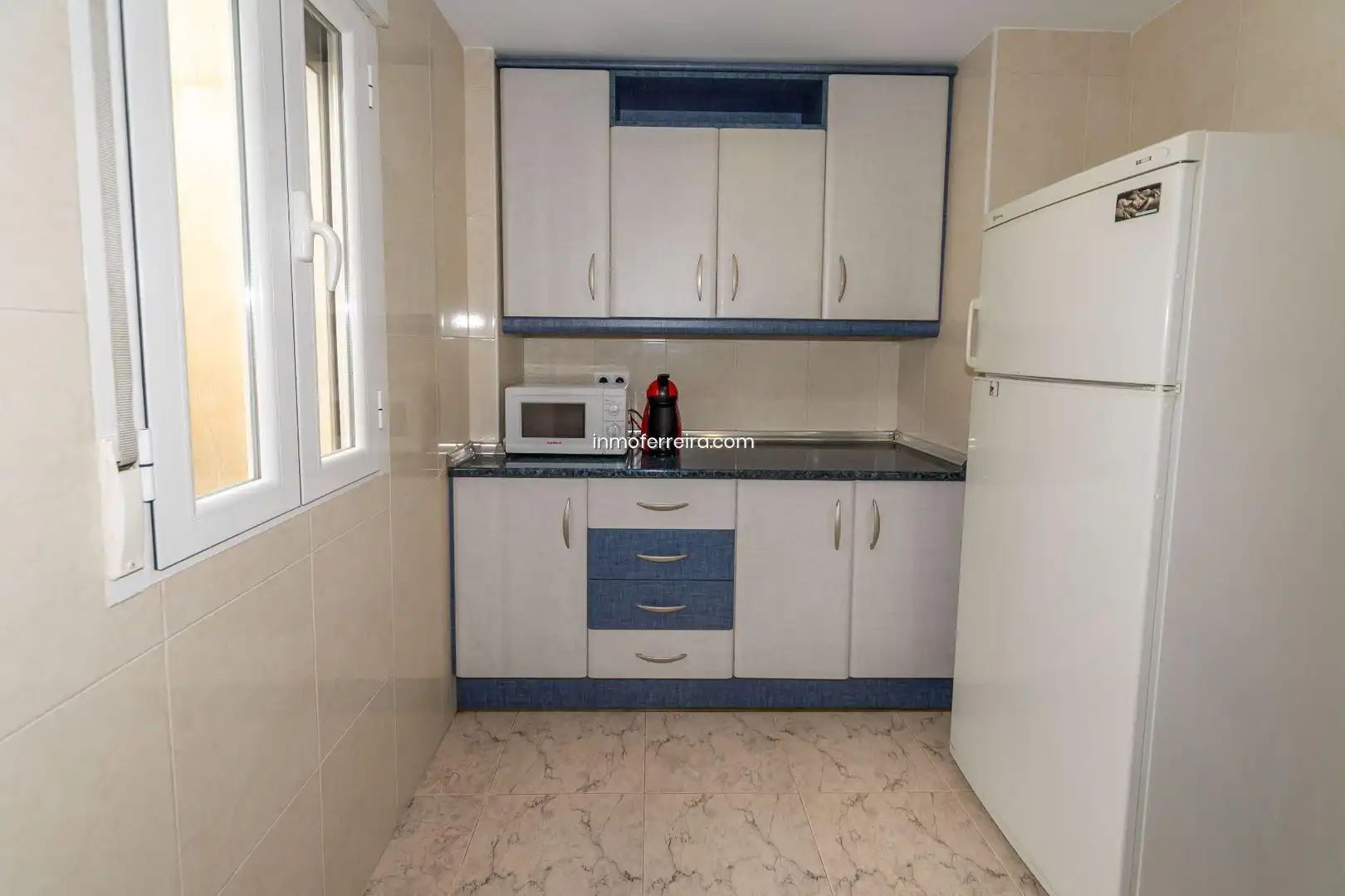 Kitchen of Houses for sale in Darro  with Storage room