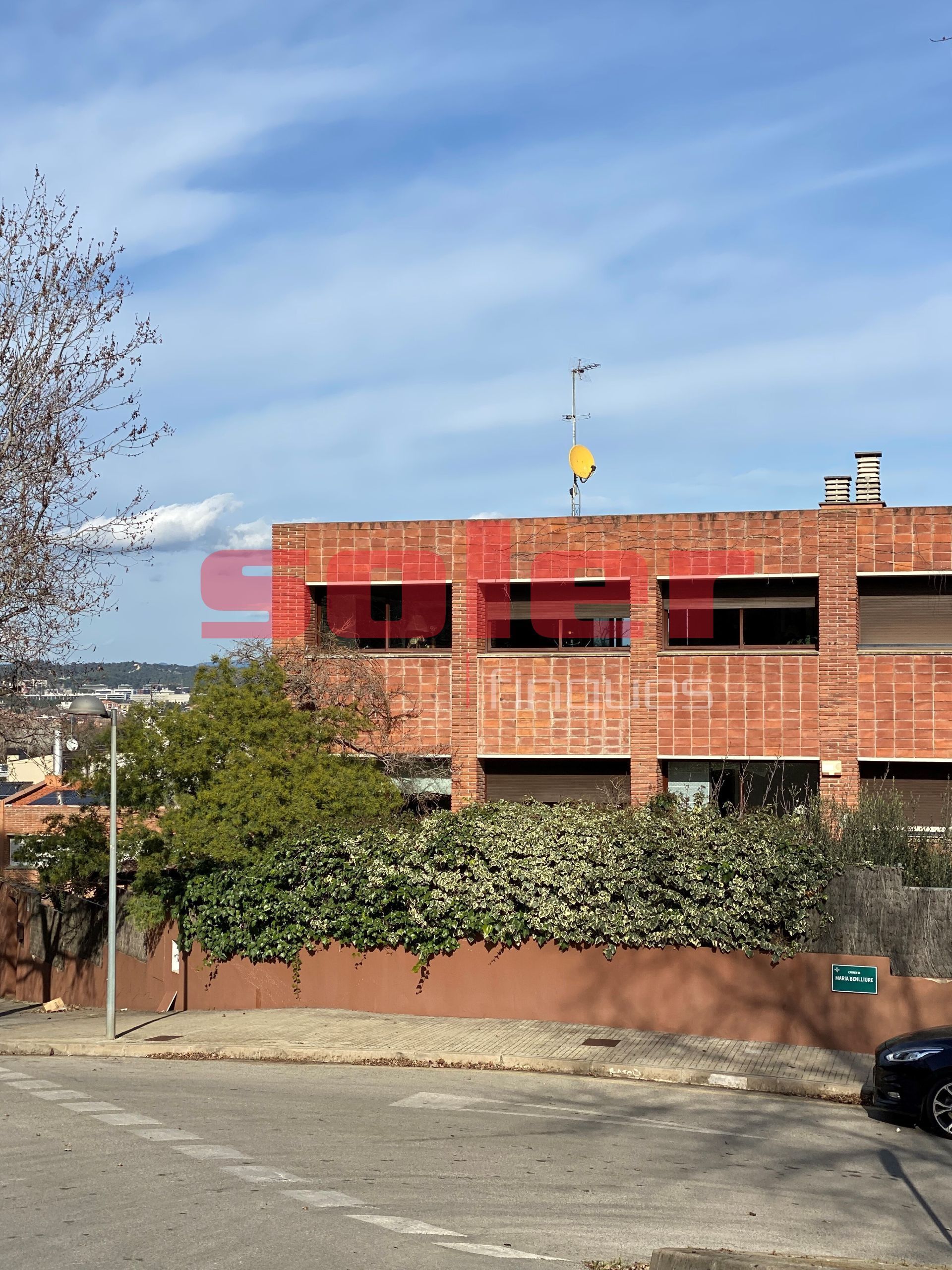 Exterior view of Single-family semi-detached for sale in Sant Cugat del Vallès  with Air Conditioner, Heating and Terrace