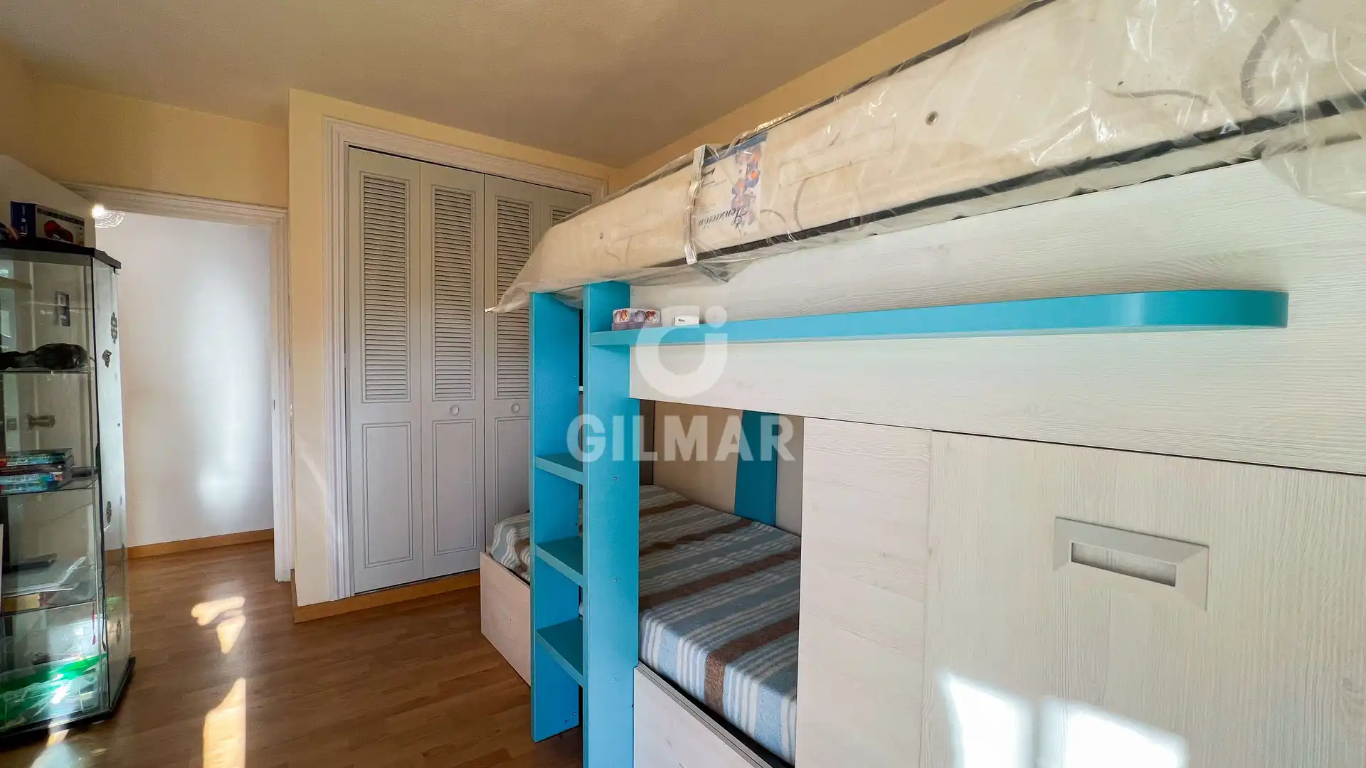 Habitación de Casa adosada en venta en Collado Mediano con Calefacción, Jardín privado y Piscina