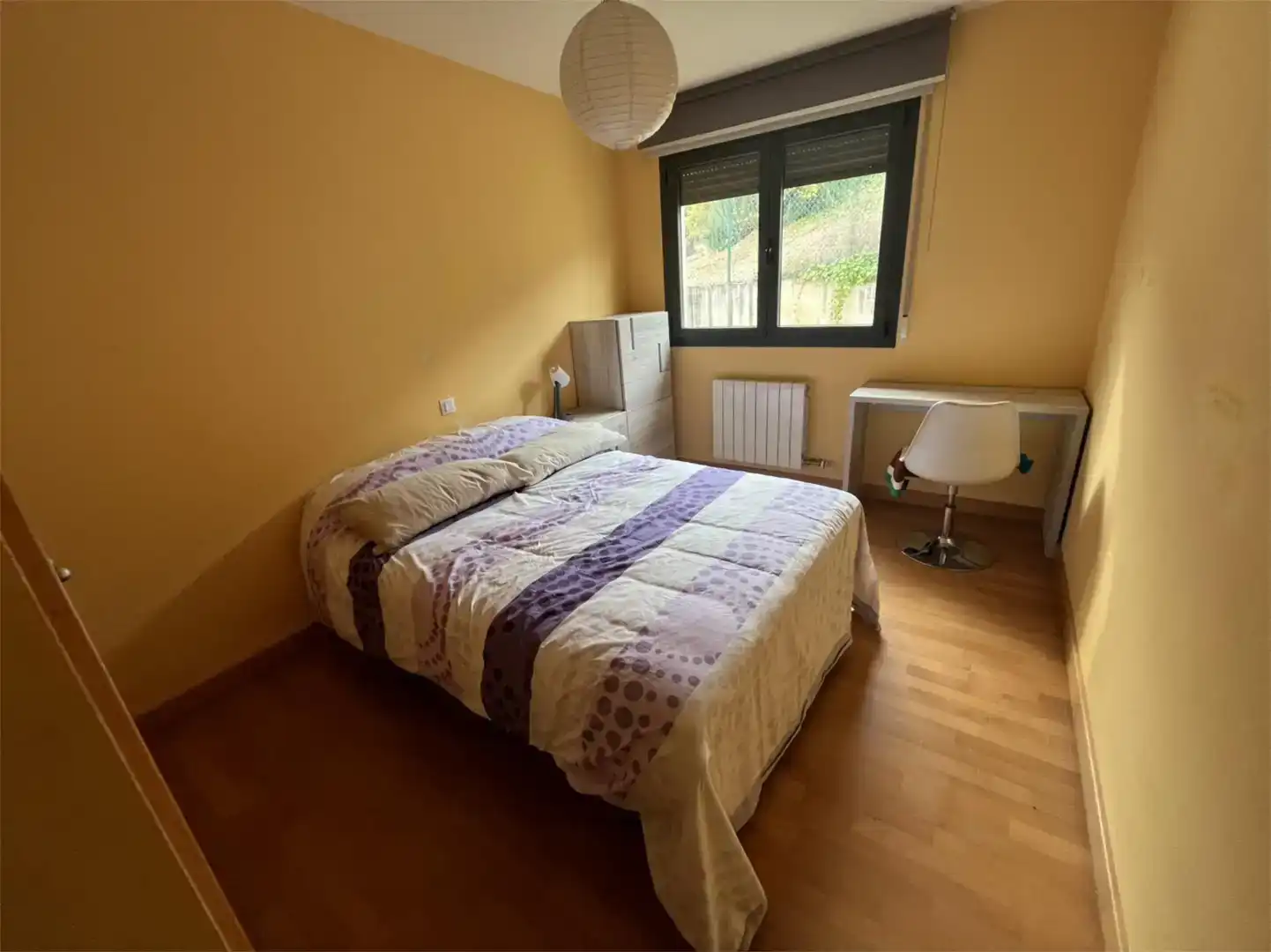 Habitación de Casa o chalet para compartir en Aranda de Duero con Jardín privado, Parquet y Amueblado