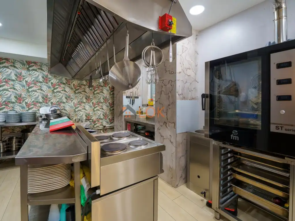 Kitchen of Commercial properties for sale in Torremolinos