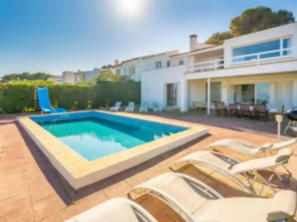 Piscina de Piso de alquiler en L'Escala con Aire acondicionado, Piscina y Amueblado