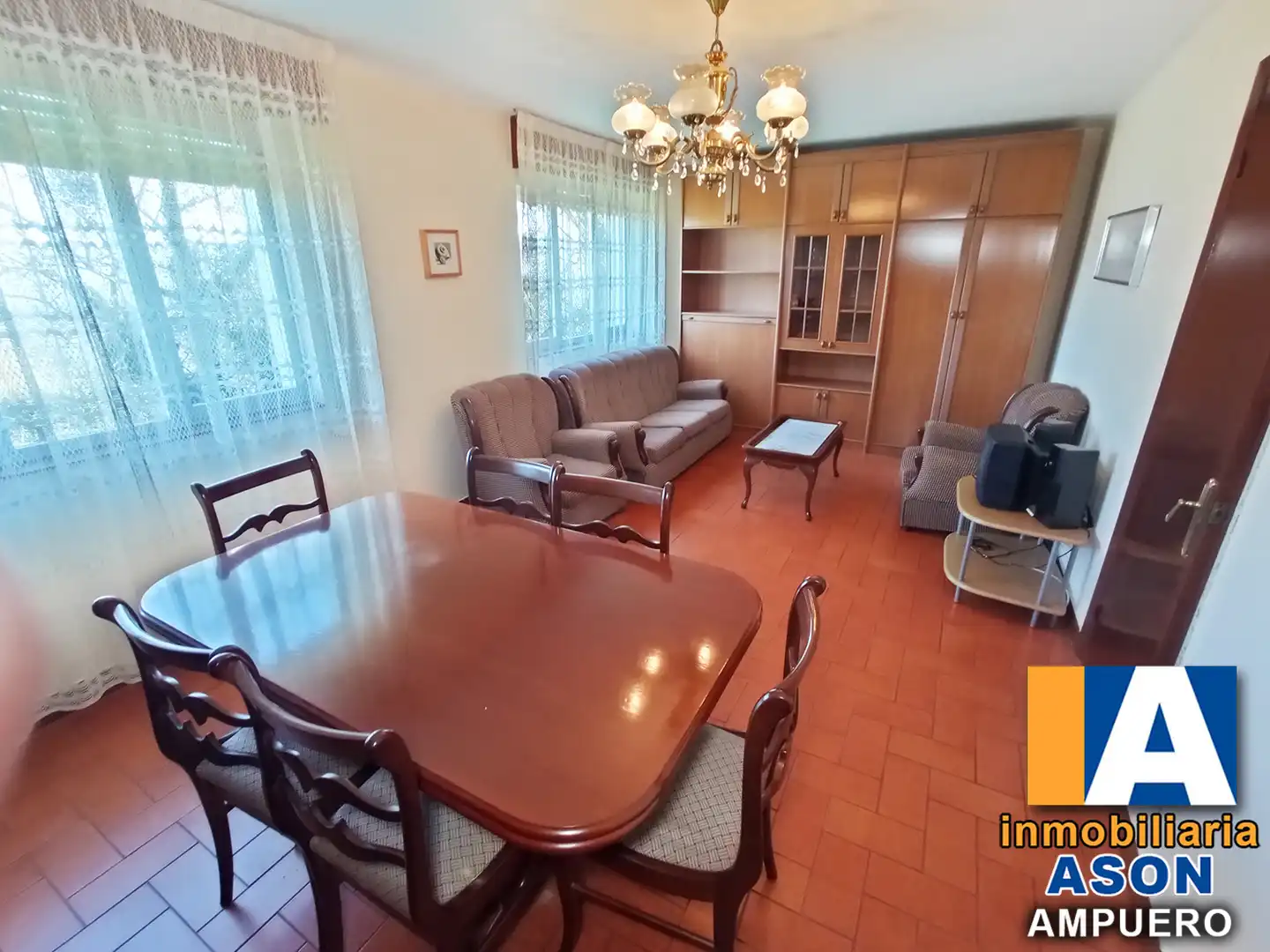 Sala de estar de Casa o chalet en venta en Ampuero con Jardín privado, Terraza y Amueblado