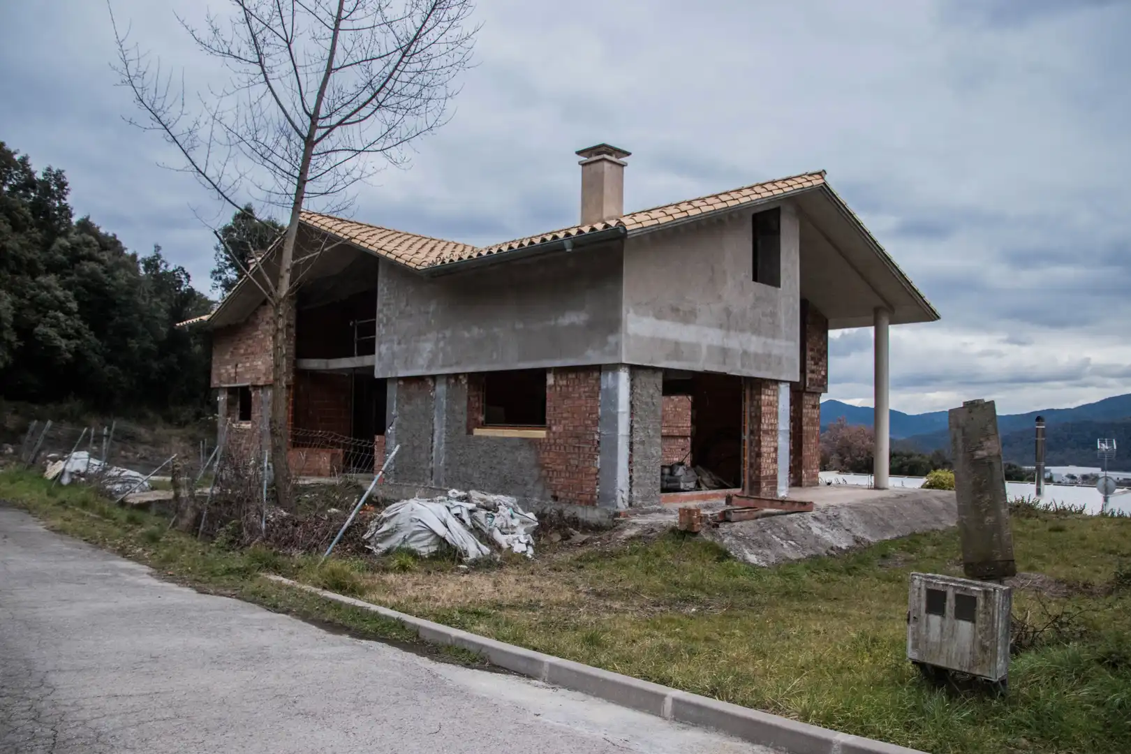 Exterior view of Houses for sale in Montagut i Oix  with Private garden, Terrace and Storage room