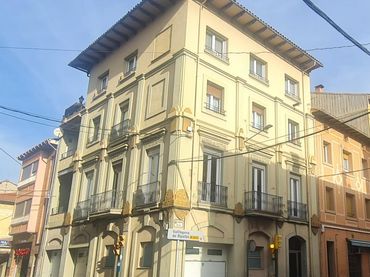 Appartamento con ascensore in vendita a carretera d'Olot 7