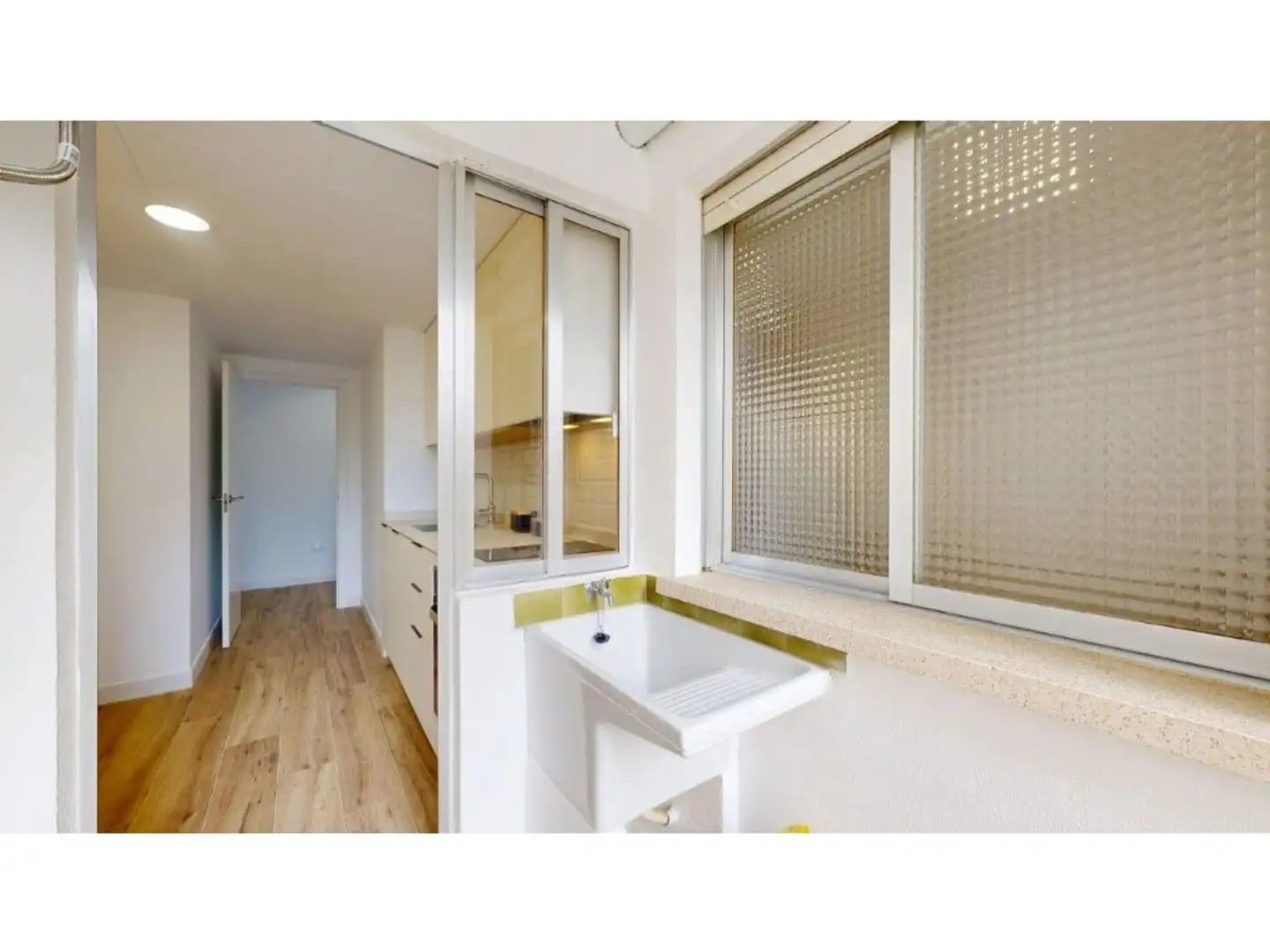Kitchen of Flat for sale in Montán  with Furnished and Balcony