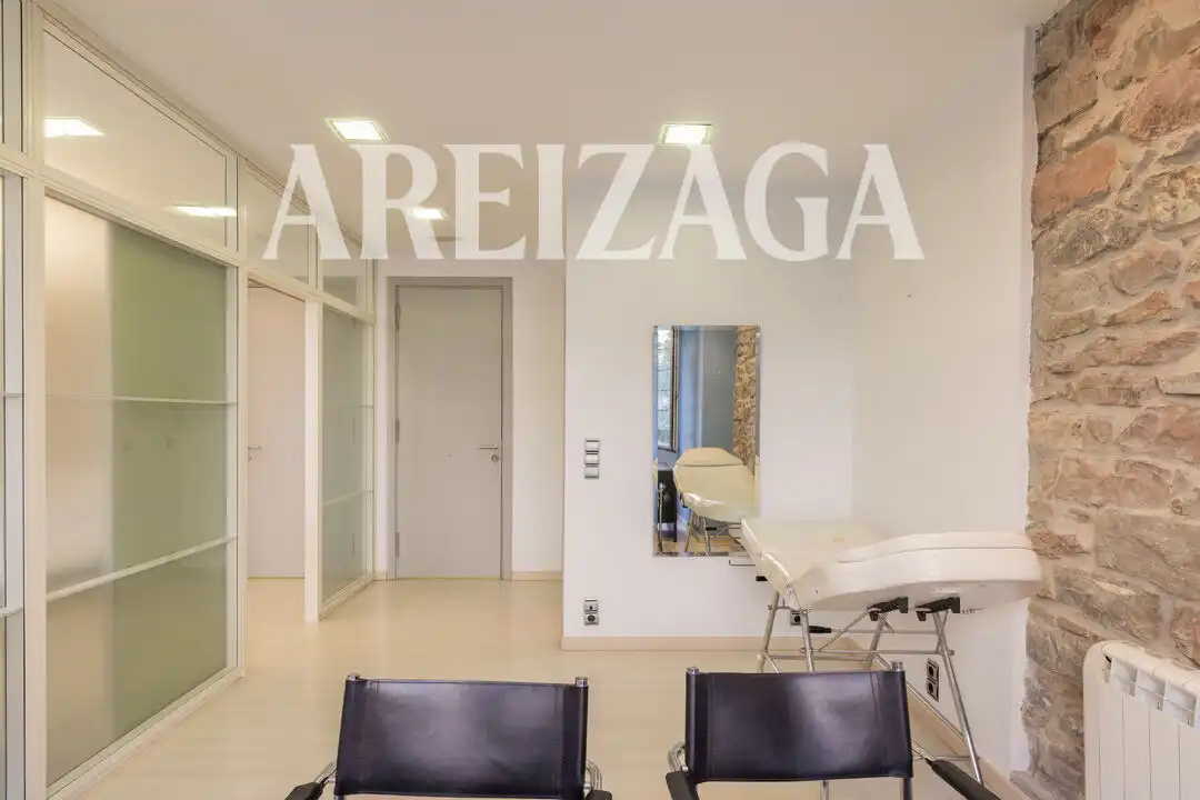 Office for rent in Donostia - San Sebastián   with Heating