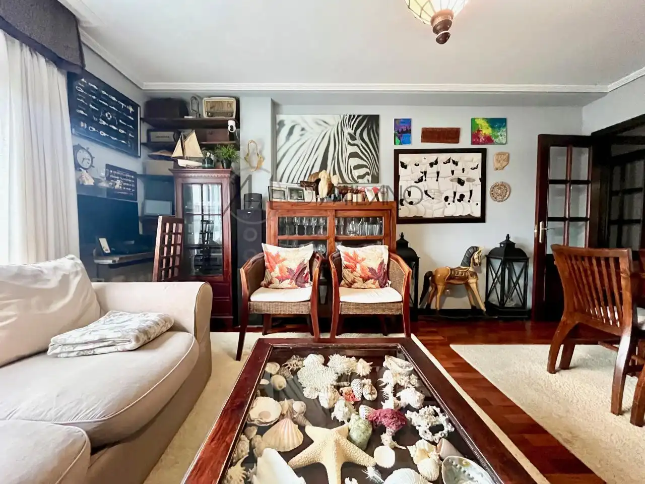 Living room of Flat for sale in Vigo   with Heating and Parquet flooring