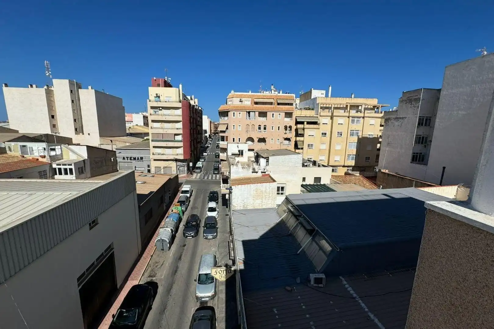 Vista exterior de Piso de alquiler en Torrevieja con Terraza, Amueblado y Lavadora