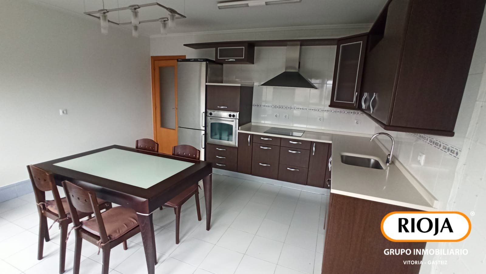 Flat for sale in Baiona Kalea, Lakua-Bizkarra