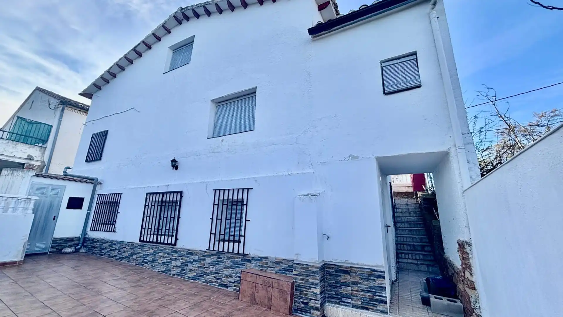 Vista exterior de Casa o chalet en venta en El Frasno con Terraza