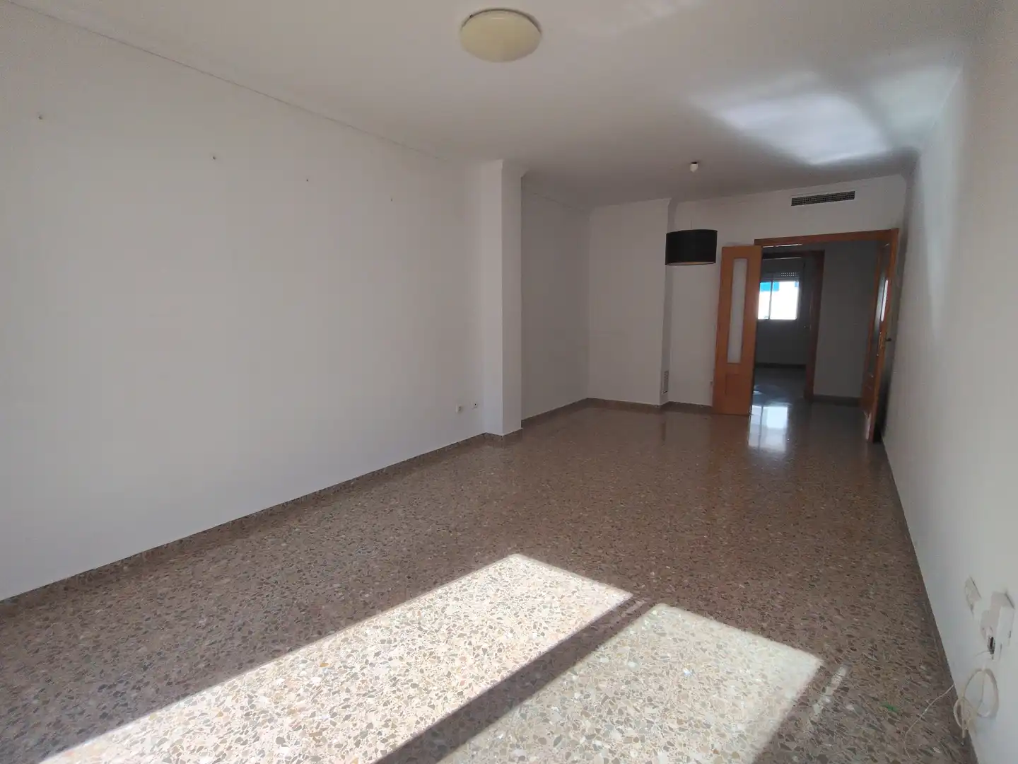Piso en venta en La Font d'en Carròs con Aire acondicionado, Balcón y Piscina comunitaria