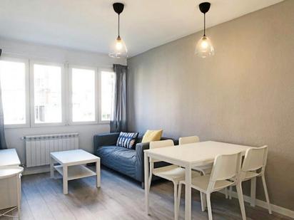 Living room of Flat to rent in  Madrid Capital  with Heating, Furnished and TV