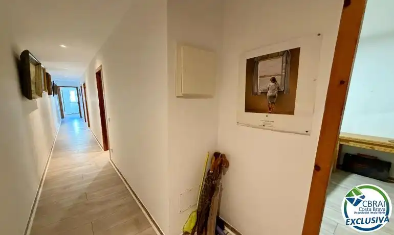Flat with lift for sale in Avinguda de Rhode