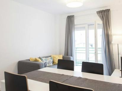 Living room of Flat to rent in  Madrid Capital  with Heating, Furnished and Washing machine