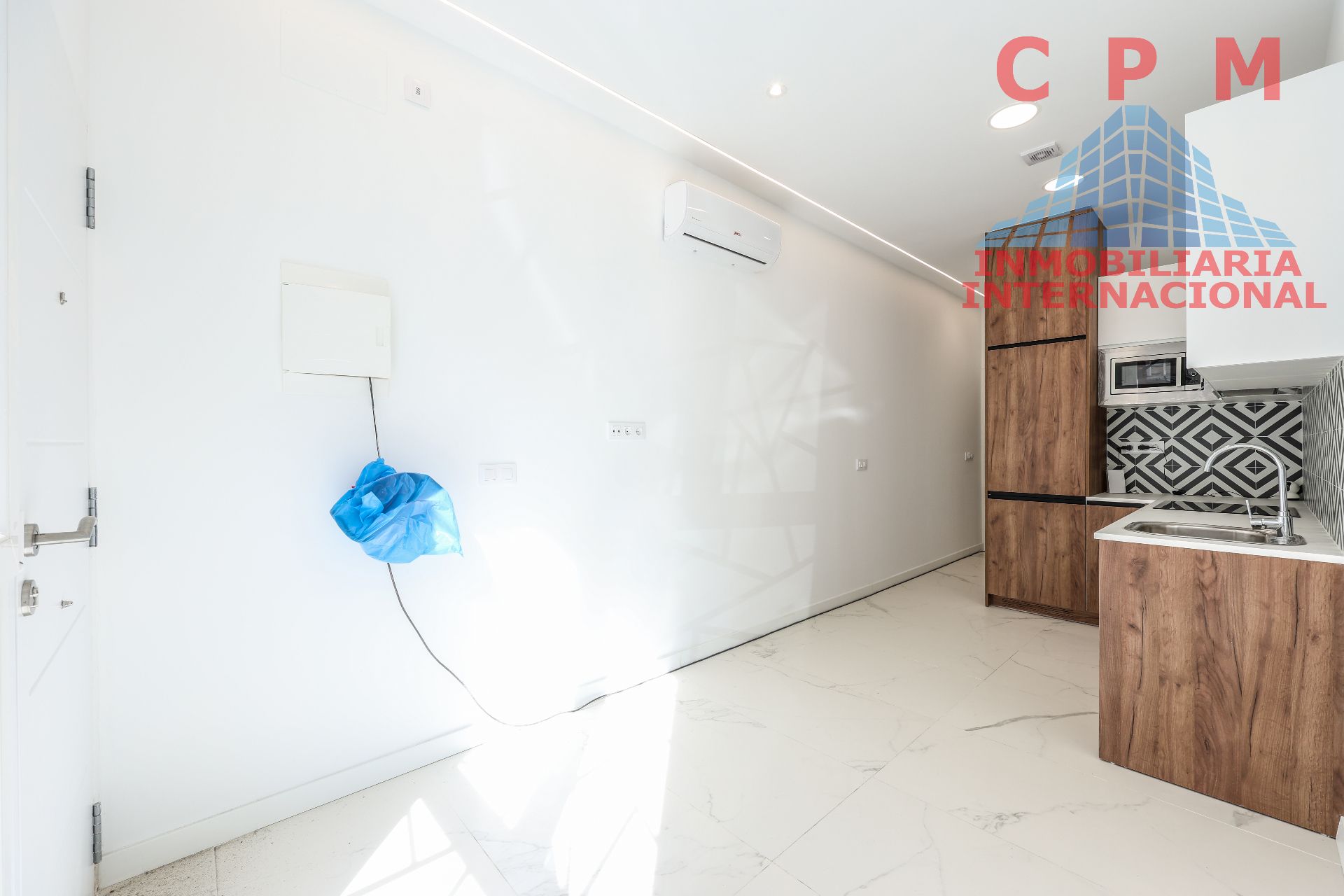 Flat for sale in  Madrid Capital  with Air Conditioner, Heating and Parquet flooring