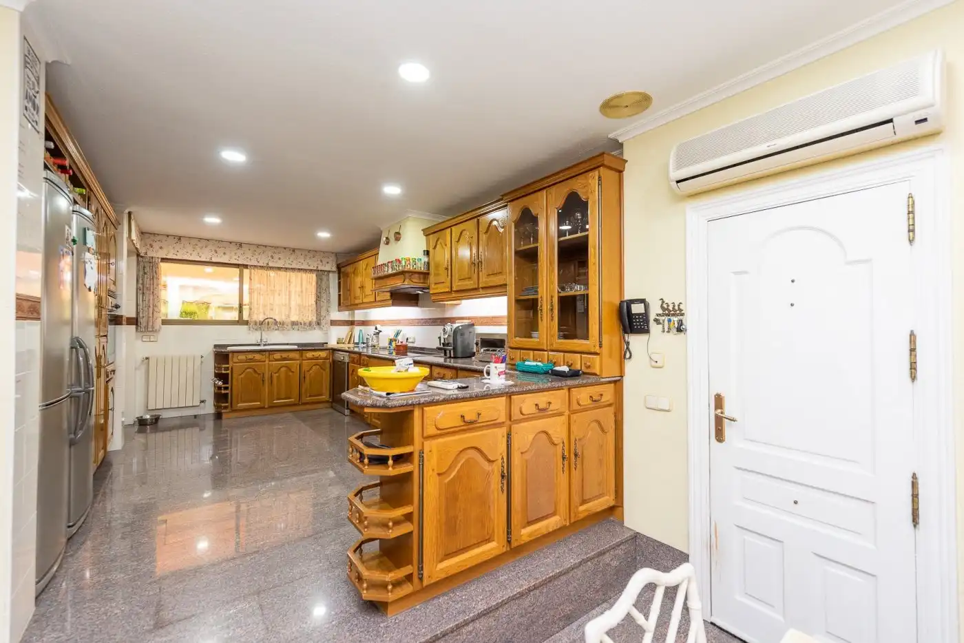 Kitchen of Houses for sale in Petrer  with Air Conditioner, Heating and Private garden
