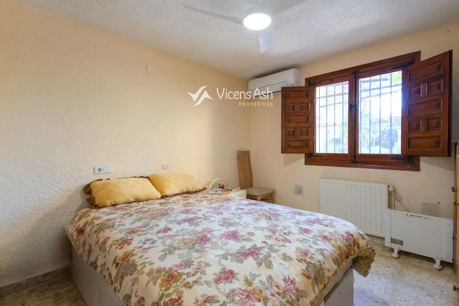 Bedroom of Houses for sale in Jávea / Xàbia  with Air Conditioner, Heating and Terrace