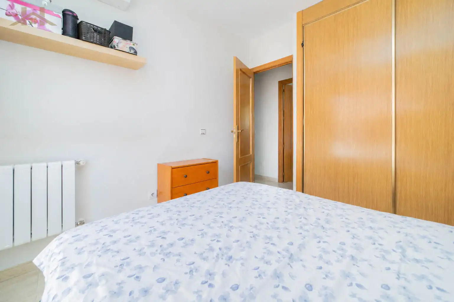 Schlafzimmer von Einfamilien-Reihenhaus zum Verkauf in Boadilla del Monte mit Heizung, Privatgarten und Mikrowelle