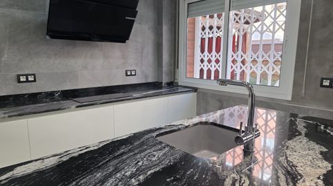 Foto 2 de Piso de alquiler en Martorell, Barcelona