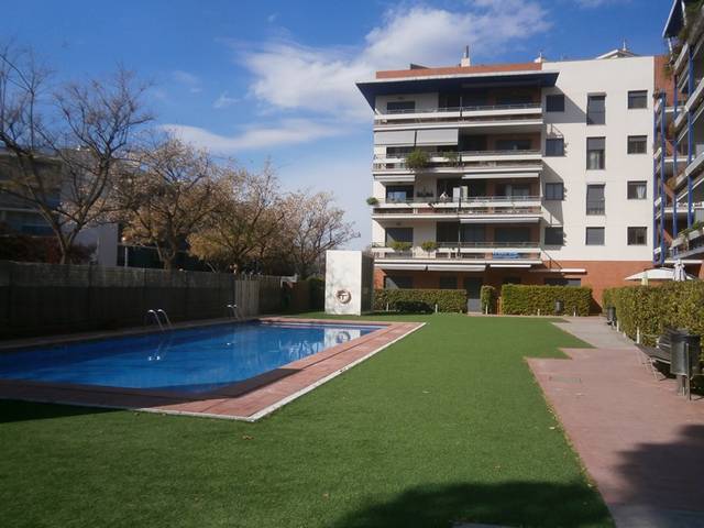 Piso en Venta en Carrer Mestral en Port - Horta de Santa María