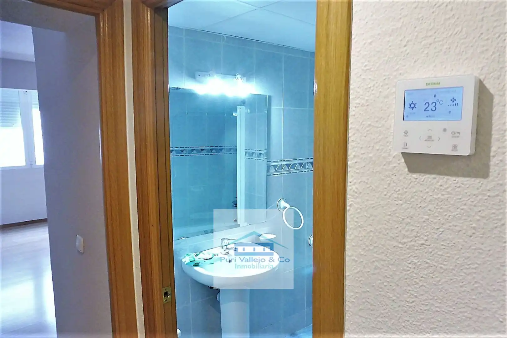 Bany de Pis en venda en Córdoba amb Aire condicionat, Calefacció i Terrassa