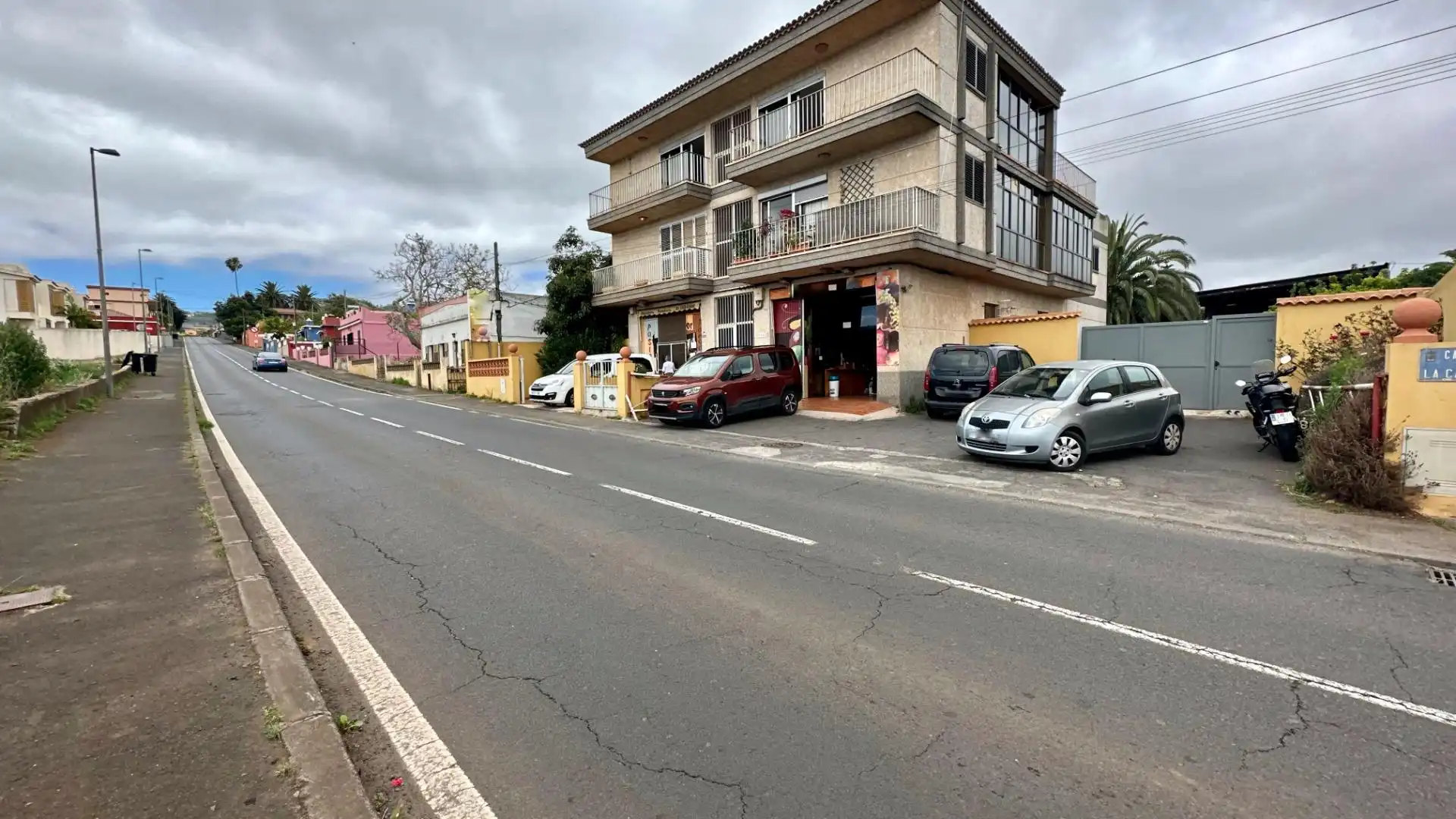 Vista exterior de Edificio en venta en San Cristóbal de la Laguna