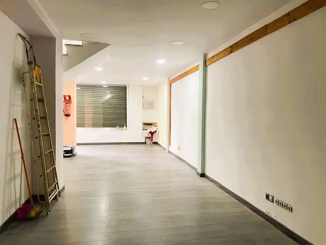 Business premises for sale in Carrer de la Independència, imagen 3