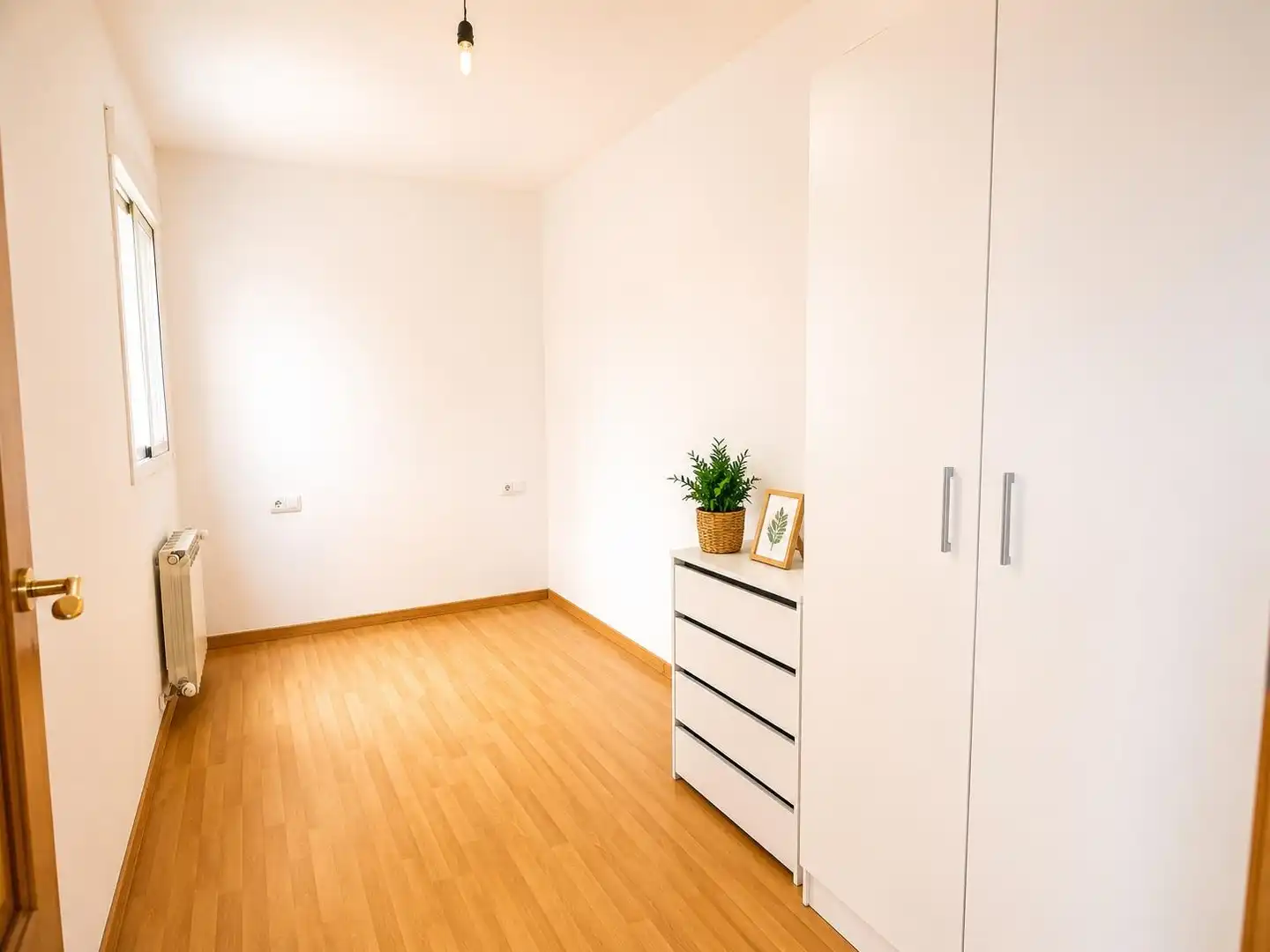 Habitación de Piso en venta en La Zubia