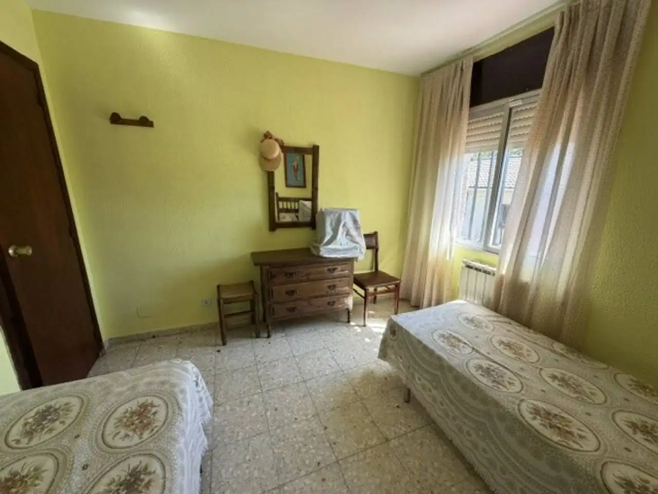 Habitación de Casa o chalet en venta en Buitrago del Lozoya con Calefacción, Jardín privado y Terraza