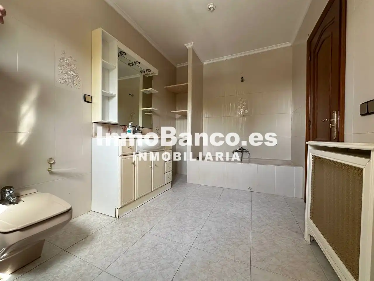 Casa o chalet de alquiler en Chiva con Aire acondicionado, Calefacción y Jardín privado