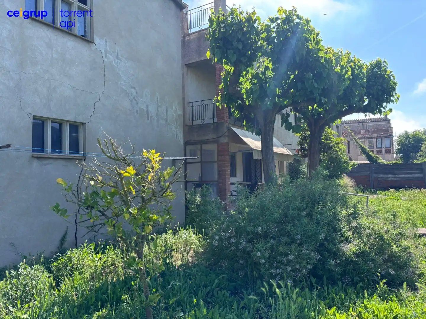 Vista exterior de Casa o xalet en venda en Serra de Daró amb Calefacció, Terrassa i Balcó