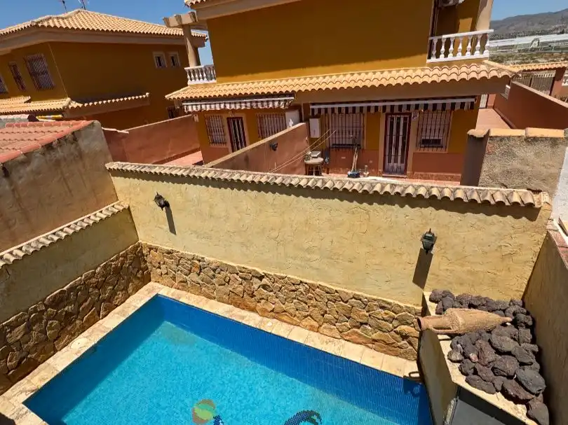 Piscina de Casa o xalet per a compartir en Mazarrón amb Jardí privat, Piscina i Moblat