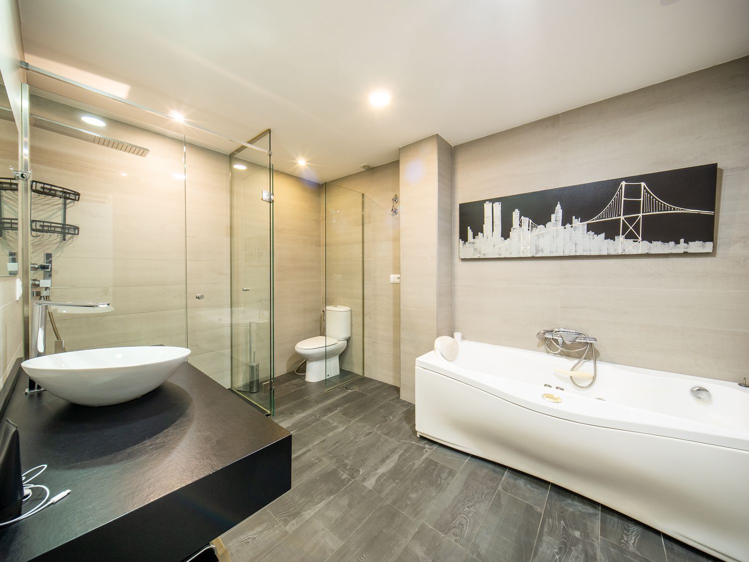 Bany de Casa adosada en venda en Valdemoro amb Aire condicionat, Calefacció i Jardí privat