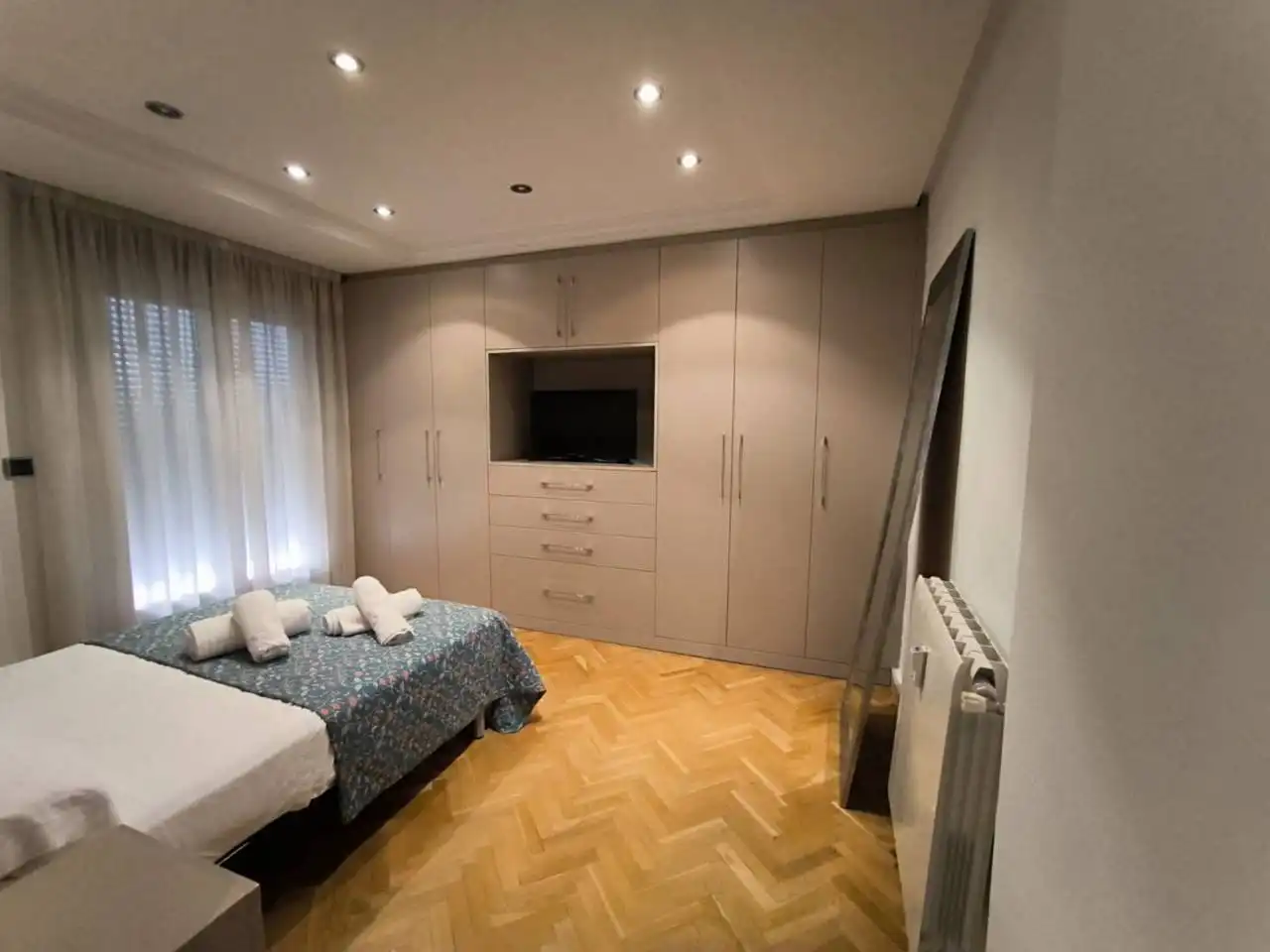Schlafzimmer von Wohnung zum Verkauf in Albacete mit Klimaanlage, Heizung und Parkett