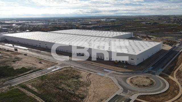 Nave industrial en Alquiler en Calle 8, 21 en La Dehesa de Moratalaz