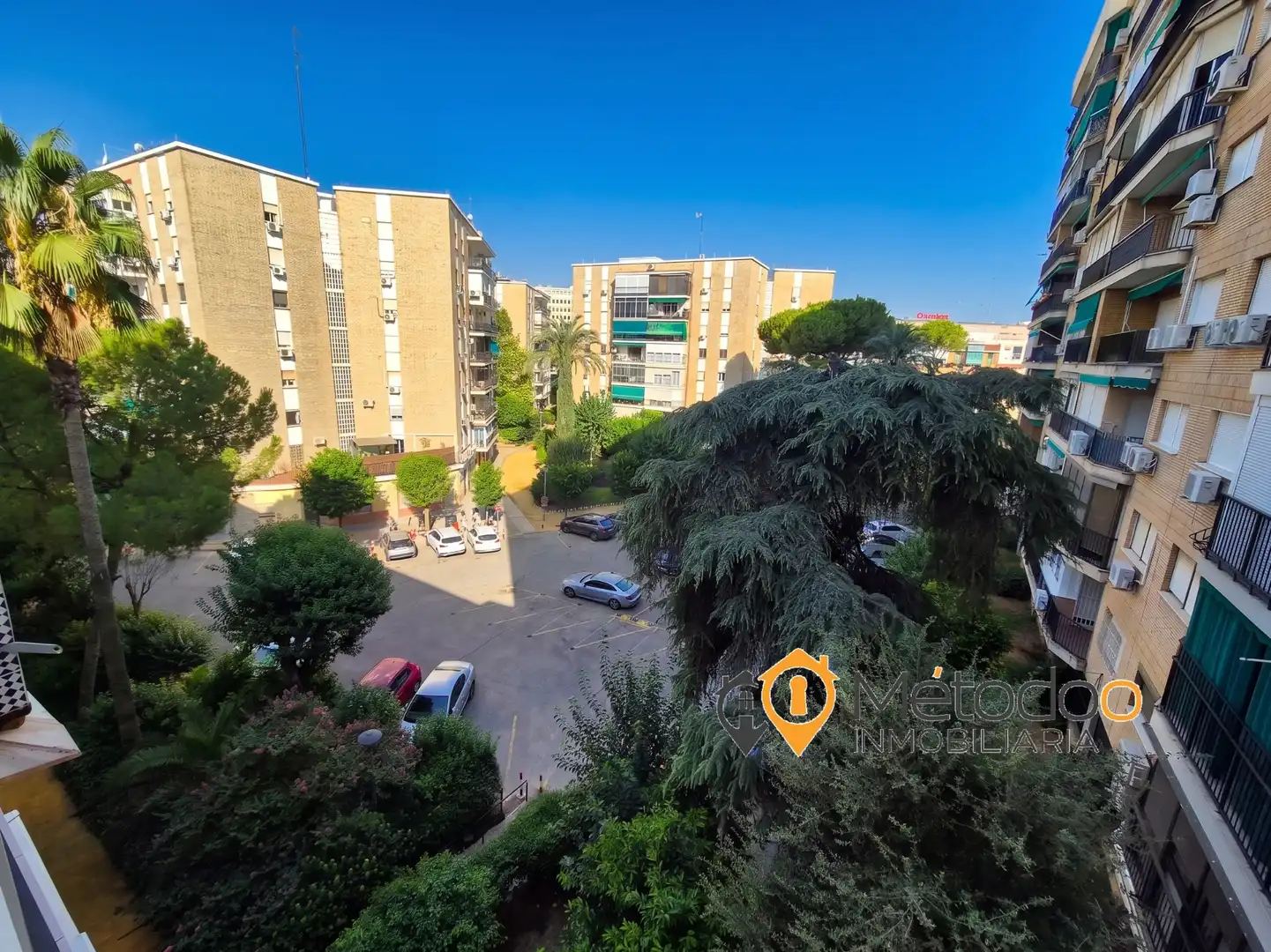 Vista exterior de Pis en venda en Sevilla amb Terrassa, Traster i Forn