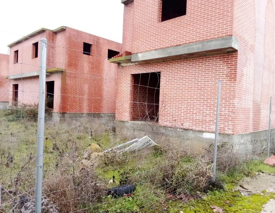 Exterior view of Houses for sale in Matapozuelos
