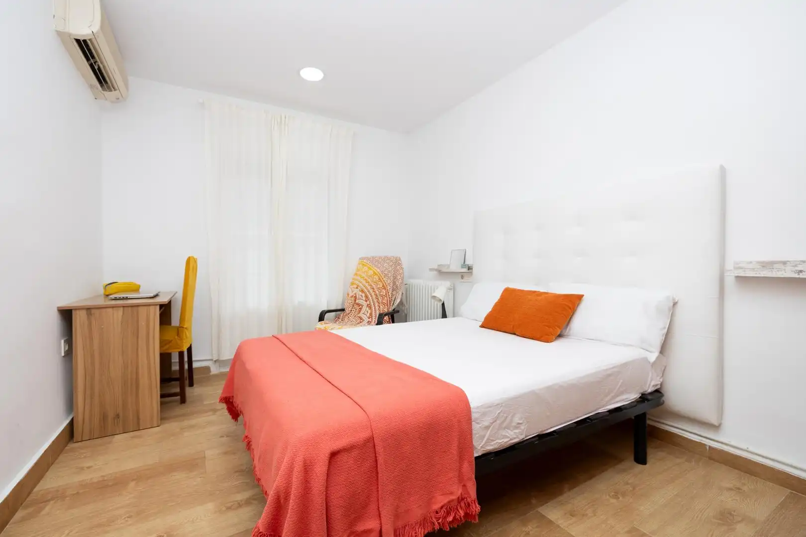 Habitación de Piso en venta en Granada con Aire acondicionado, Calefacción y Terraza
