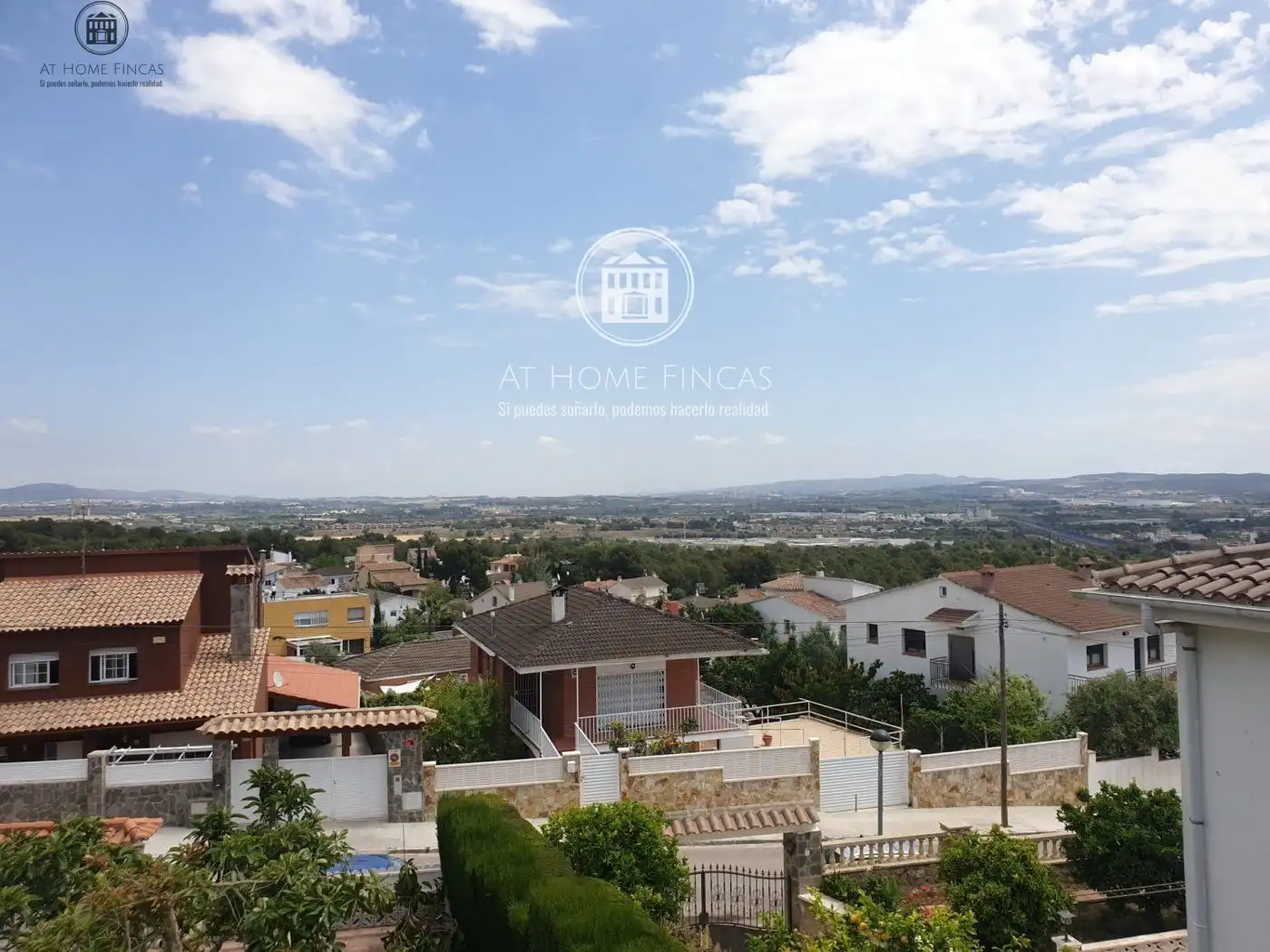 Vista exterior de Casa o chalet en venta en El Vendrell con Aire acondicionado, Calefacción y Terraza