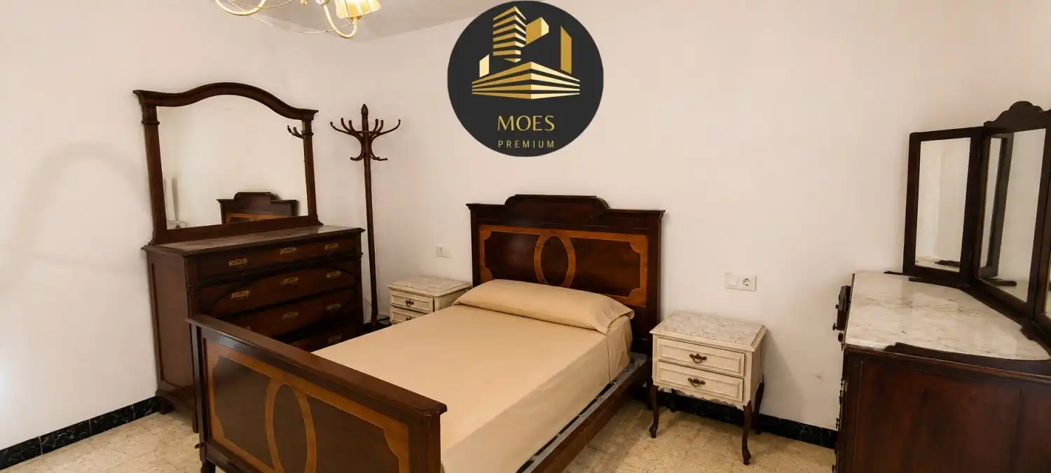 Habitación de Casa o chalet en venta en Úbeda con Trastero y Balcón