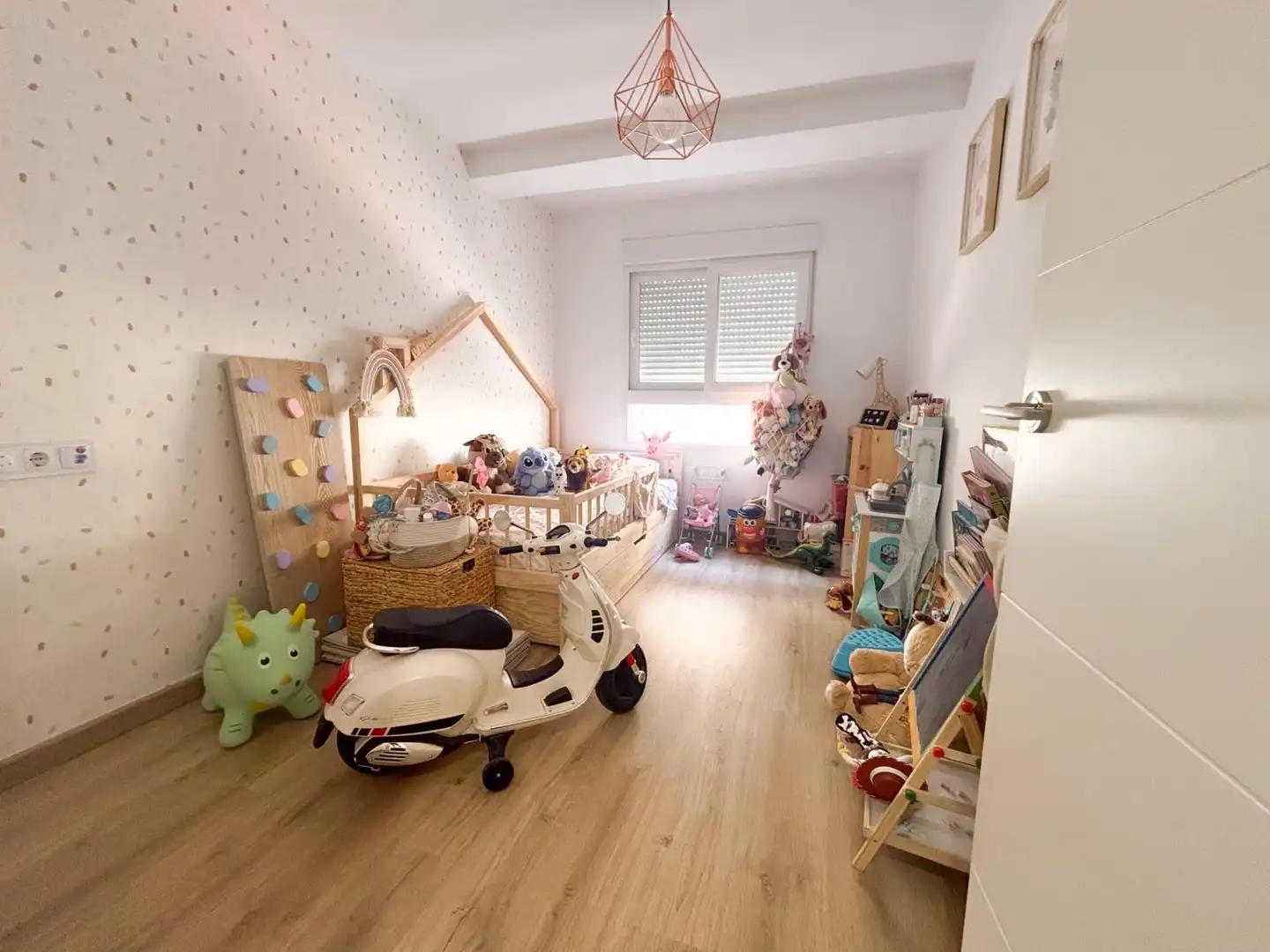 Schlafzimmer von Wohnung zum Verkauf in Torrevieja mit Klimaanlage, Möbliert und Balkon