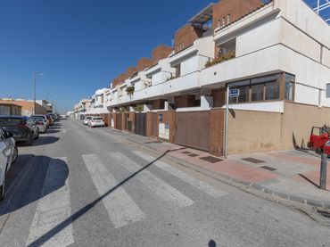 Adossat amb balcó en venda a Casco Histórico