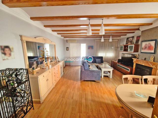 Casa-chalet en Venta en Oliva Playa