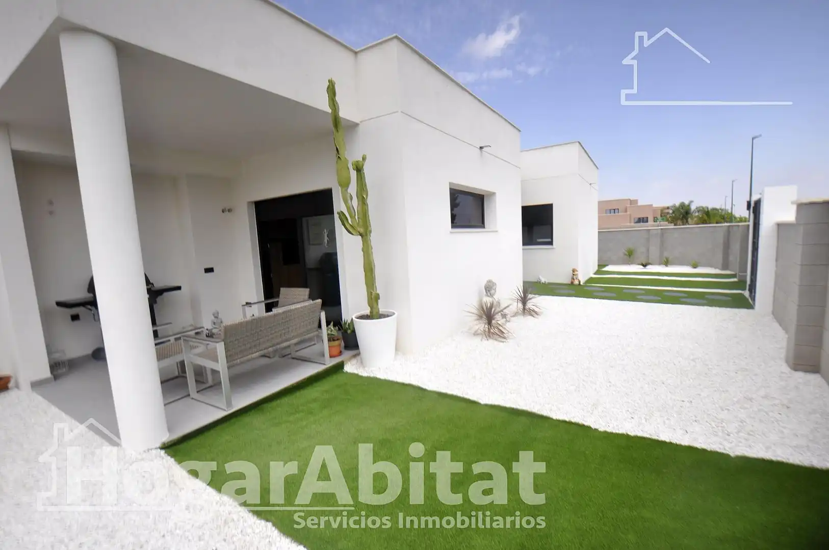 Jardí de Casa o xalet en venda en Riba-roja de Túria amb Aire condicionat, Terrassa i Traster