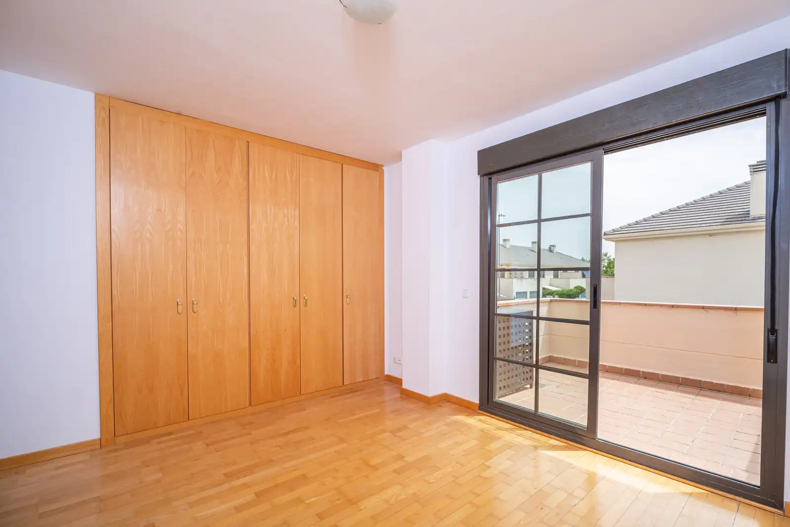 Bedroom of Flat for sale in Aranjuez  with Air Conditioner, Terrace and Storage room