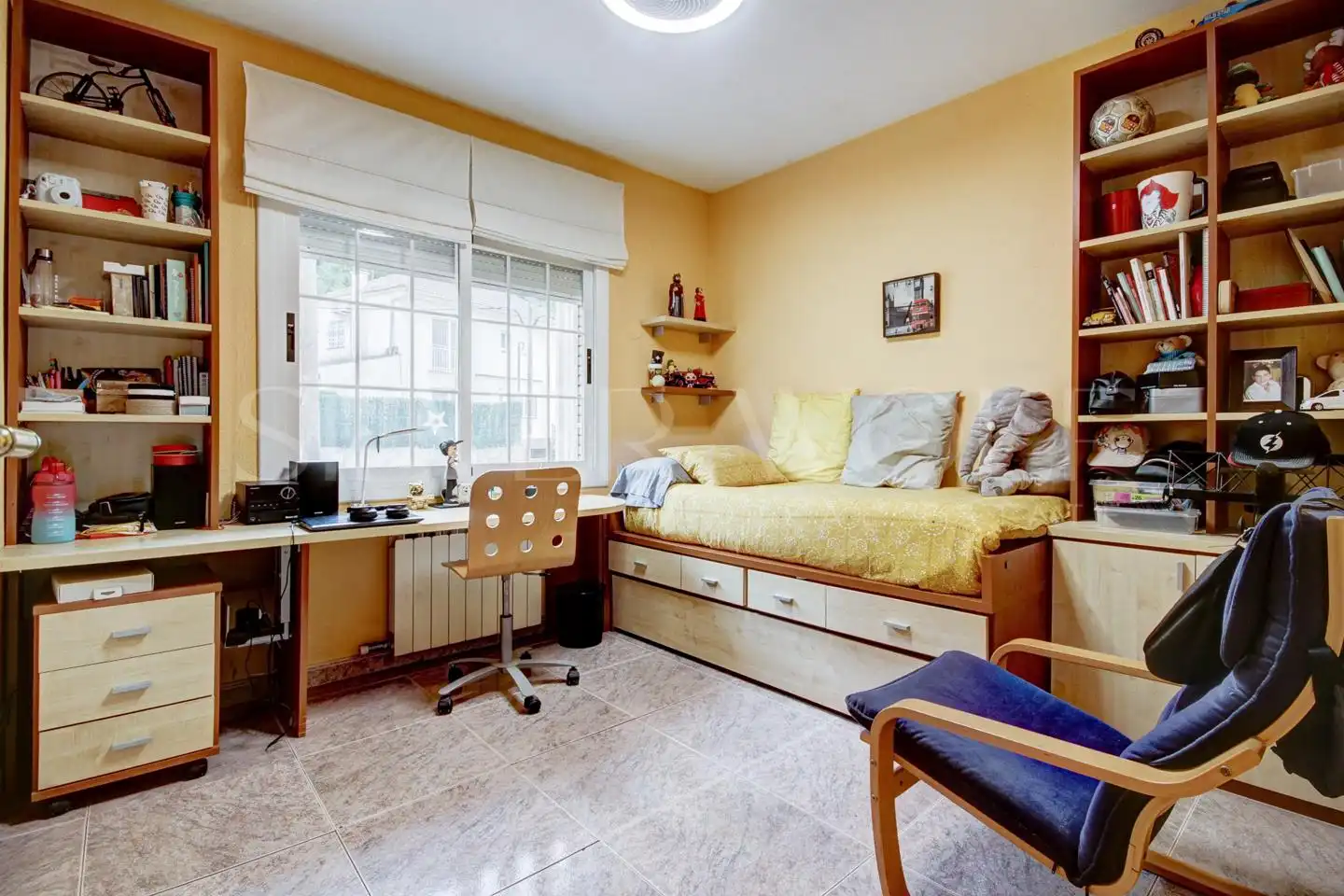 Habitación de Casa o chalet en venta en Vallirana, Barcelona